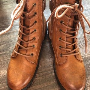 SO Brown Ankle boots